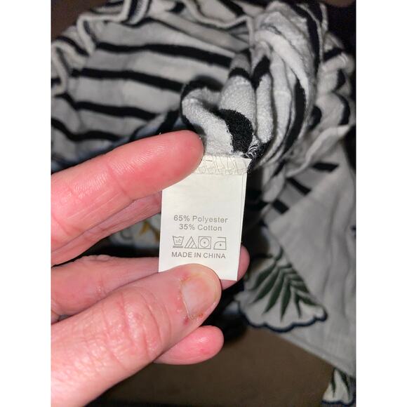 Striped Floral Sleeve Blouse - Picture 6 of 12